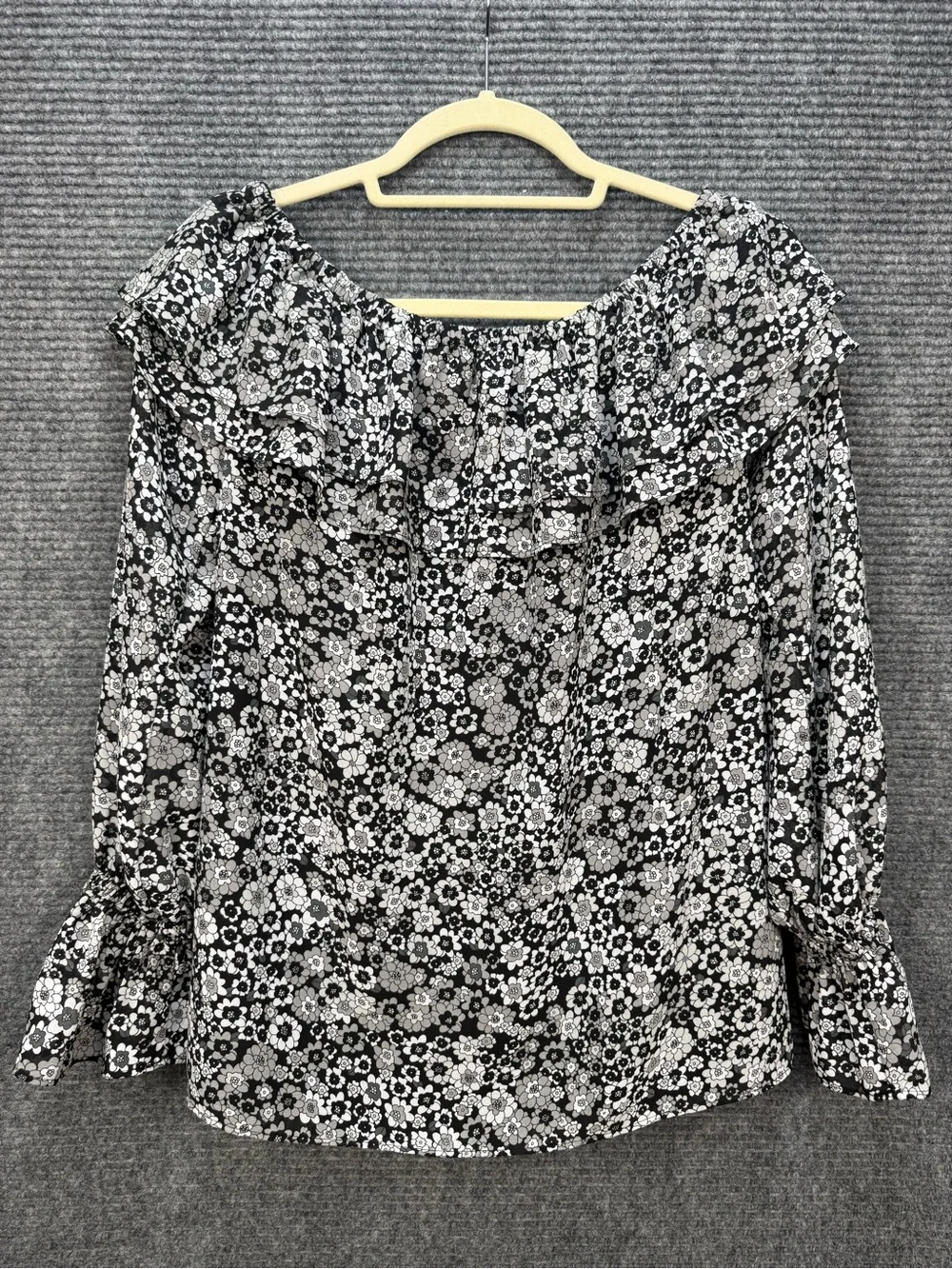 Michael Kors Womens Medium Off Shoulder Floral Blouse Bell Sleeve Lined Black